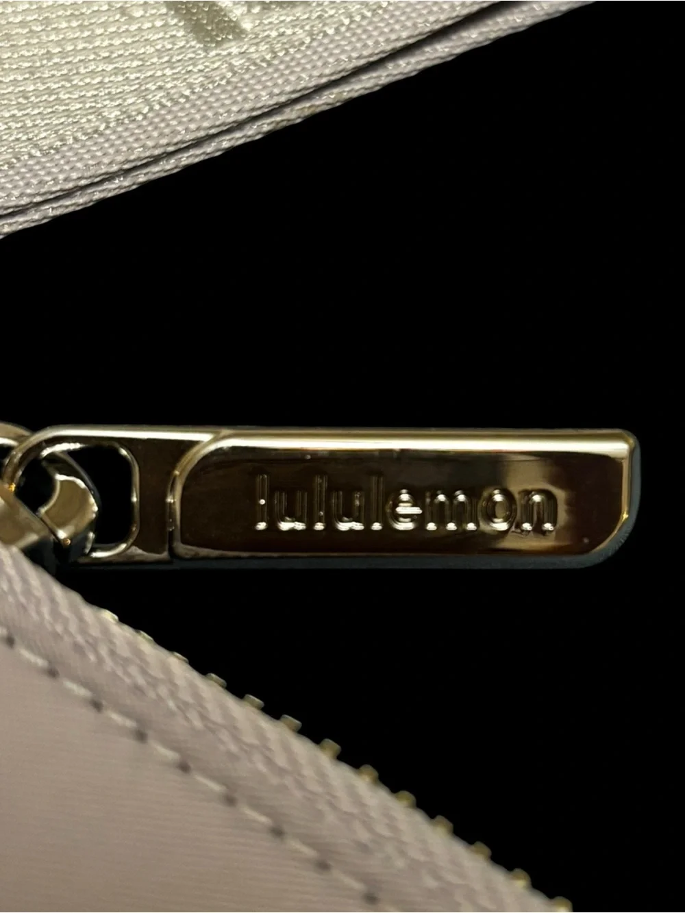 NWT lululemon dual pouch wristlet with metallic wordmark
